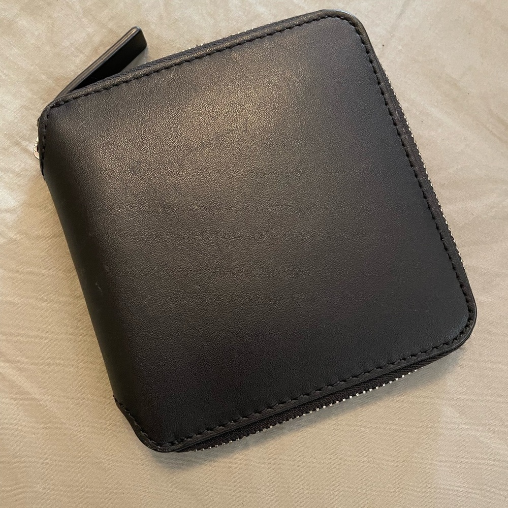 BAGGU Square Leather Wallet